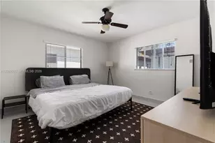 1050 7th St, Miami Beach, FL 33139 - Photo 7