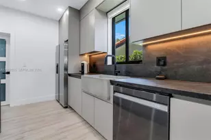1543 Bird Rd, Coral Gables, FL 33146 - Photo 25