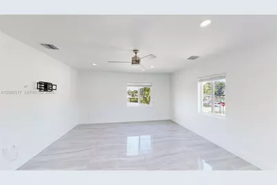 1886 NW 68th St, Miami, FL 33147 - Photo 25