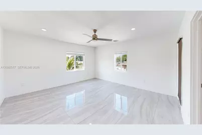 1886 NW 68th St, Miami, FL 33147 - Photo 23