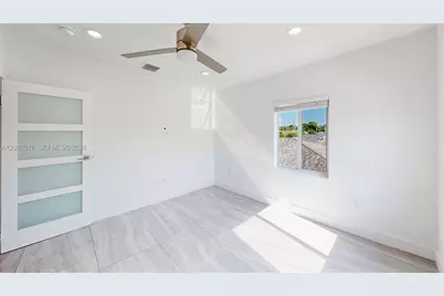 1886 NW 68th St, Miami, FL 33147 - Photo 33