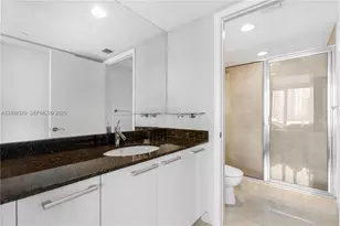 17201 Collins Ave, Sunny Isles Beach, FL 33160 - Photo 17