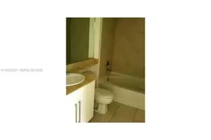 335 Biscayne Bl, Miami, FL 33131 - Photo 21