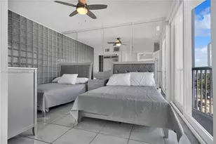 5401 E Collins Ave, Miami Beach, FL 33140 - Photo 21