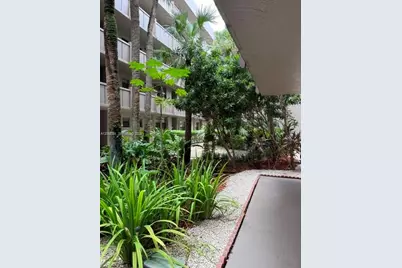 900 Colony Point Cir #416, Pembroke Pines, FL 33026 - Photo 15