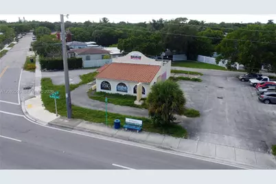 14100 W Dixie Hwy, North Miami, FL 33161 - Photo 3