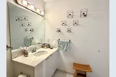 133 NE 2nd Ave #1909, Miami, FL 33132 - Photo 11