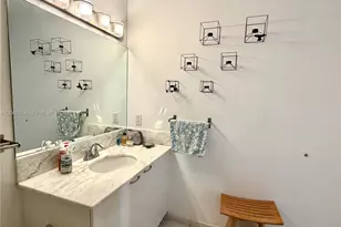 133 NE 2nd Ave, Miami, FL 33132 - Photo 11