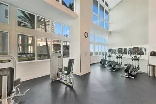 1900 N Bayshore Dr, Miami, FL 33132 - Photo 21