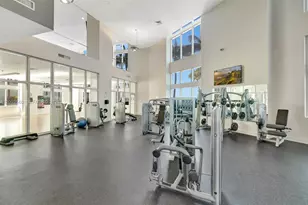 1900 N Bayshore Dr, Miami, FL 33132 - Photo 23
