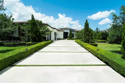 11791 NW 6th Pl, Plantation, FL 33325 - Photo 3