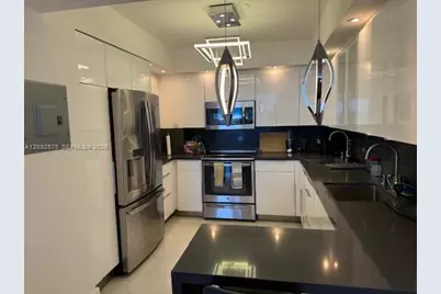 5401 Collins Ave #628, Miami Beach, FL 33140 - Photo 27