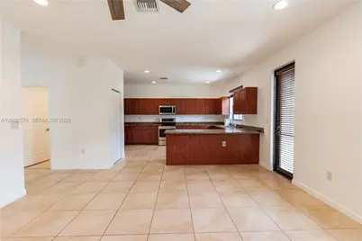 24124 SW 113th Path, Homestead, FL 33032 - Photo 11