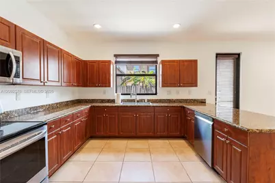 24124 SW 113th Path, Homestead, FL 33032 - Photo 5