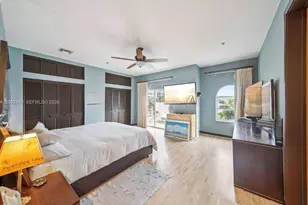 9008 Collins Ave, Surfside, FL 33154 - Photo 27