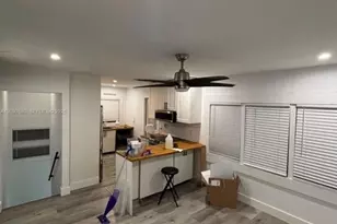 320 NE 57th St, Miami, FL 33137 - Photo 17