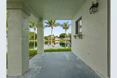 22101 SW 100th Pl, Cutler Bay, FL 33190 - Photo 7