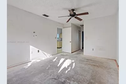 22101 SW 100th Pl, Cutler Bay, FL 33190 - Photo 19