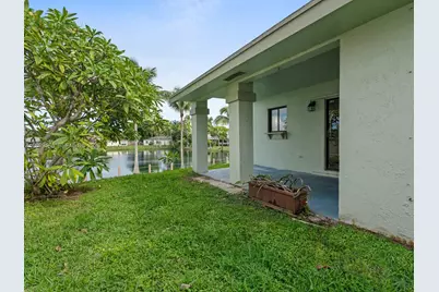 22101 SW 100th Pl, Cutler Bay, FL 33190 - Photo 5
