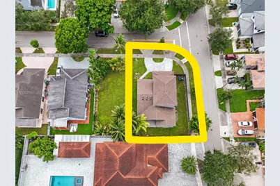 8745 NW 150th Ter, Miami Lakes, FL 33018 - Photo 41