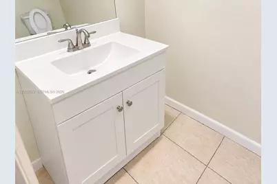 9372 Fontainebleau Blvd #L-402, Miami, FL 33172 - Photo 11