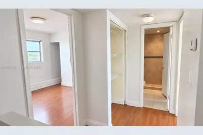 9372 Fontainebleau Blvd #L-402, Miami, FL 33172 - Photo 13