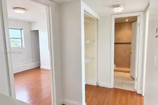9375 Fontainebleau Blvd, Miami, FL 33172 - Photo 13