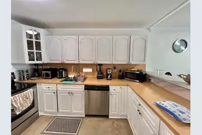 7830 Dickens Ave #203, Miami Beach, FL 33141 - Photo 3