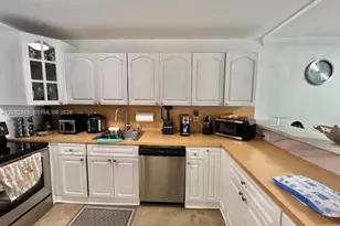 7830 Dickens Ave, Miami Beach, FL 33141 - Photo 3