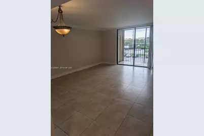 8635 NW 8th St #303, Miami, FL 33126 - Photo 1