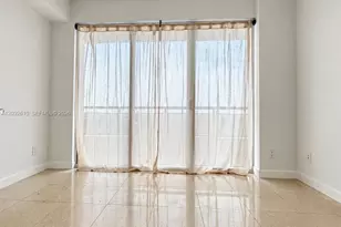 60 SW 13th St, Miami, FL 33130 - Photo 9