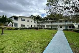 257 Tilford M, Deerfield Beach, FL 33442 - Photo 1