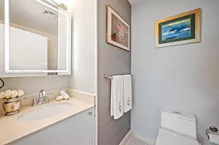 60 SW 13th St, Miami, FL 33130 - Photo 15
