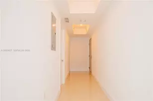 201 SW 17th Rd, Miami, FL 33129 - Photo 9