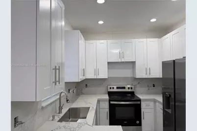 459 NE 21st Ave, Homestead, FL 33033 - Photo 11
