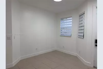 459 NE 21st Ave, Homestead, FL 33033 - Photo 5