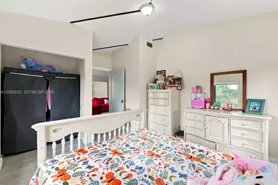 565 East Dr, Miami Springs, FL 33166 - Photo 19
