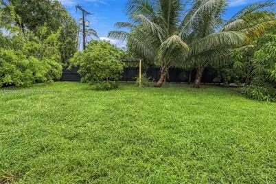 565 East Dr, Miami Springs, FL 33166 - Photo 27