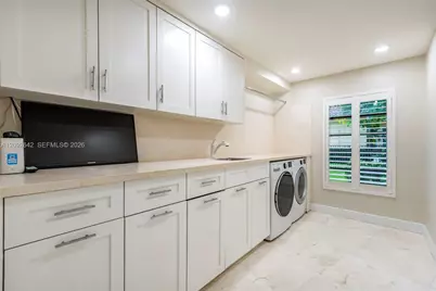 1201 Bristol Ave, Davie, FL 33325 - Photo 39