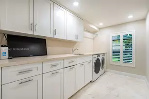 1201 Bristol Ave, Davie, FL 33325 - Photo 39