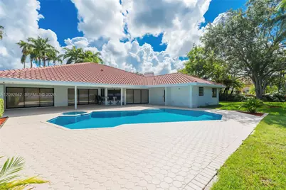 1201 Bristol Ave, Davie, FL 33325 - Photo 49