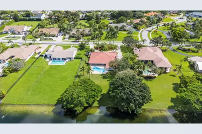 1201 Bristol Ave, Davie, FL 33325 - Photo 63