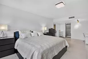 2326 S Cypress Bend Dr, Pompano Beach, FL 33069 - Photo 27