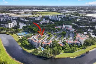 2326 S Cypress Bend Dr, Pompano Beach, FL 33069 - Photo 41