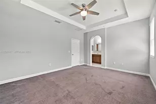 12436 NW Emerald Creek Manor, Plantation, FL 33325 - Photo 17