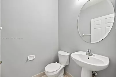 12436 NW Emerald Creek Mnr, Plantation, FL 33325 - Photo 5