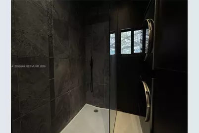 174 NE 55th St #2, Miami, FL 33137 - Photo 9