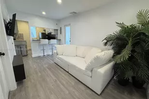 174 NE 55th St, Miami, FL 33137 - Photo 3