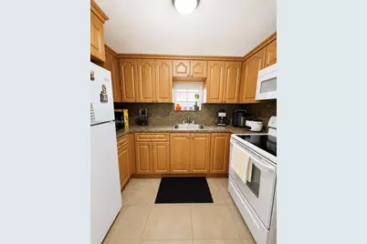 5611 W 25th Ct #8A, Hialeah, FL 33016 - Photo 7