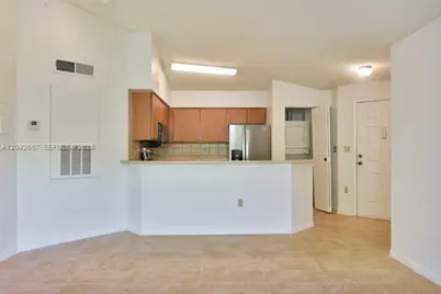2445 SW 18th Ter #909, Fort Lauderdale, FL 33315 - Photo 9
